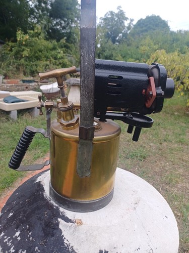 Large size brass bodied - bodied, blow