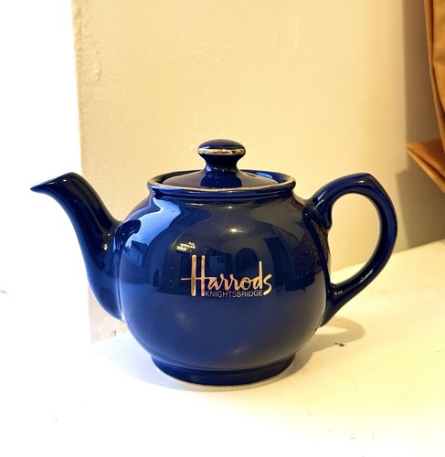 Harrods knightsbridge teapot - knightsbridge,