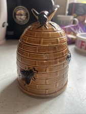 Vintage Honey Pot Bee Hive