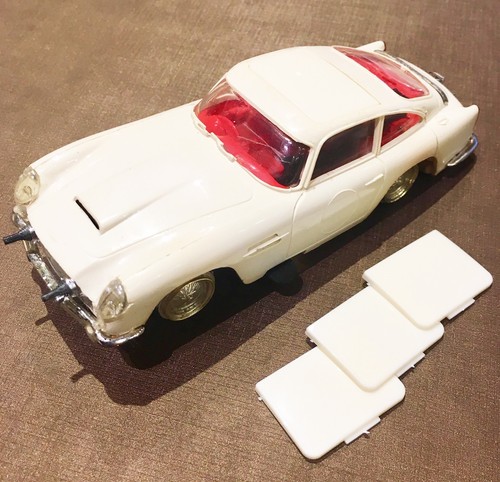 Scalextric triang aston martin - triang,