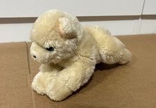 Anna Club Plush The Leather Tagline Beige Cat Laying Down Blue Eyes Soft Toy 8"