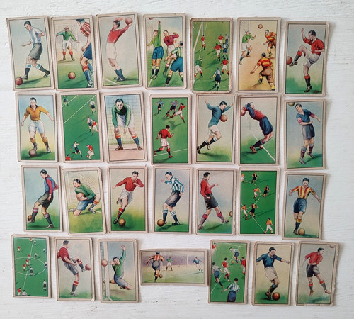 Vintage cigarette cards - 28,