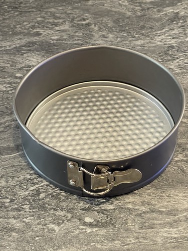 Cake baking tin loose - baking,