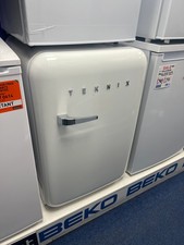 Teknix T130RDW Retro Fridge -
