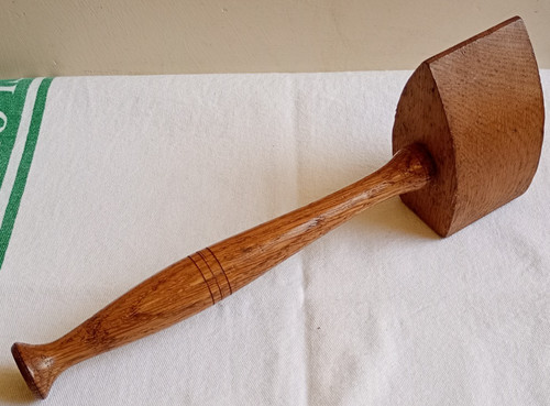 Very good antique wooden - a,