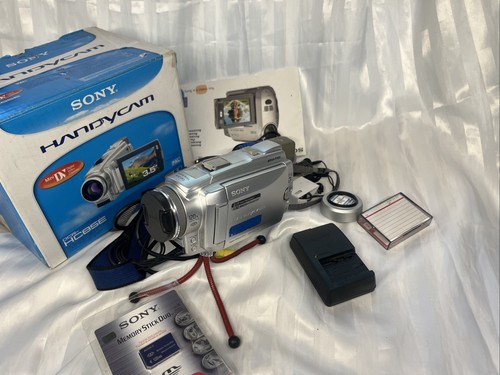 Sony handycam dcr hc85e - sony,