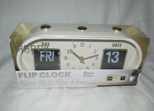 Poppy flip clock retro - xo,