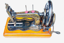 Antique 1884 Singer 12K New Family Hand Crank Sewing Machine – Floral Decals