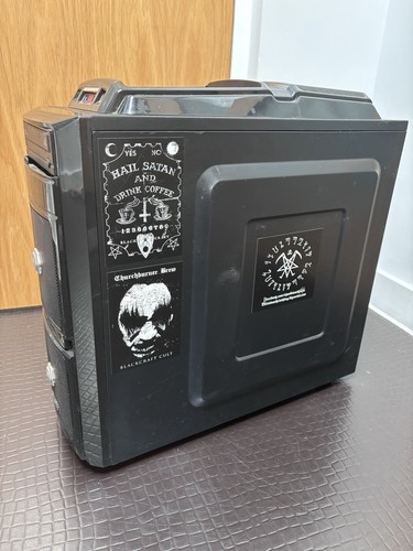 Gigabyte chassis black - chassis, mid