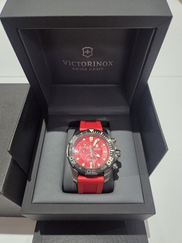 Victorinox red divemaster - red,