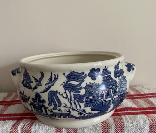 Churchill blue white lugged - &,