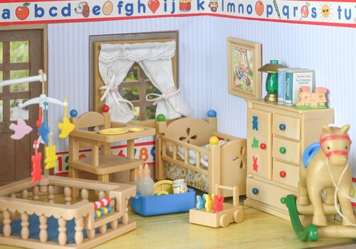 Sylvanian nursery furniture - nursery,
