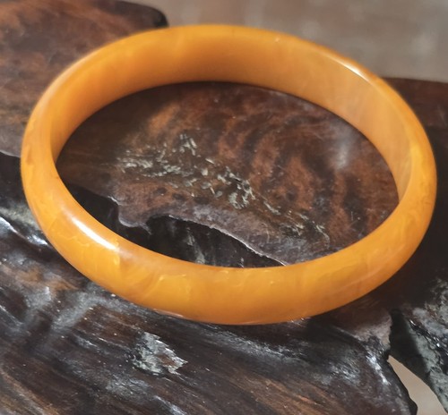 Bakelite marbled amber color - marbled,