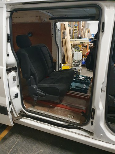Rear van camper seats swivel - rear,