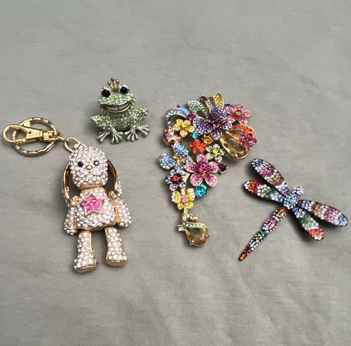 Mixed lot 4pc rhinestone - mixed,