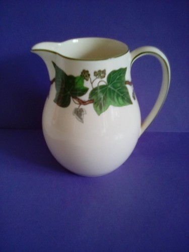 Vintage wedgwood napoleon ivy - vintage,