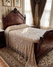 VTG. CROCHETED IRISH CROCHET