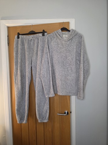 Primark size medium unisex - primark,