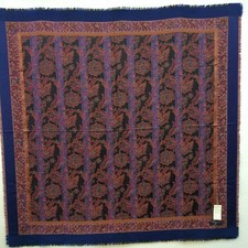 Valentino Garavani Paisley Large Stole Shawl 100% Wool 138 x 140cm Made in Japan
