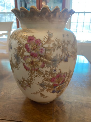 Antique royal bonn - 8.5”, hand