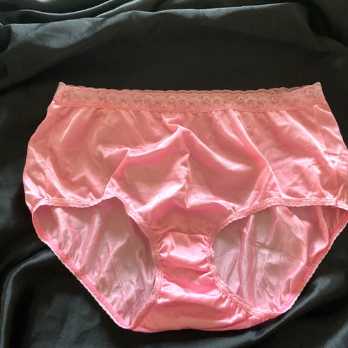 Hanes size pink silky smooth - 9,