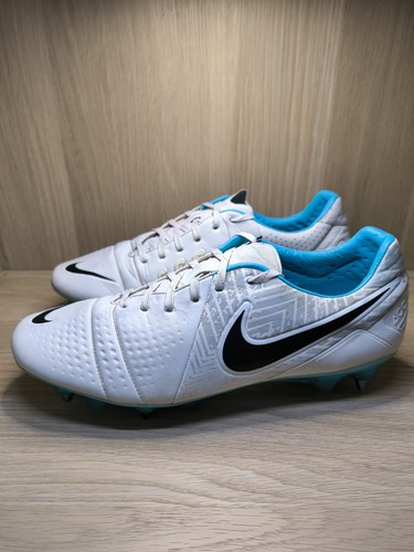 Nike ctr360 maestri iii - nike,