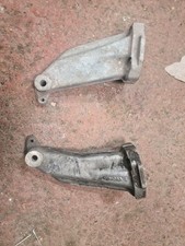 ford sierra, Scorpio pinto pair of engine mount brackets from 2.0l Efi engine