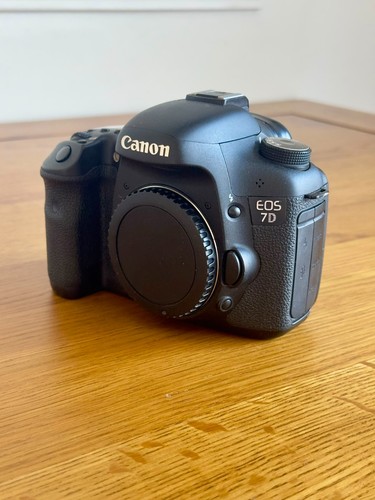 Canon eos mp digital - 7d,