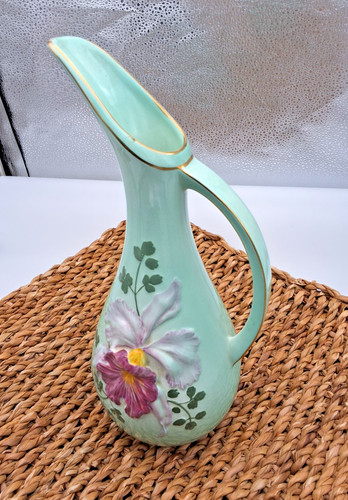 Rare 28cm tall vintage carlton - rare,