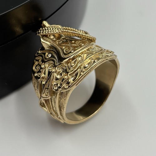 Heavy saddle 9ct gold - heavy, on
