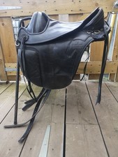The Barefoot Cherokee Standard GP Treeless Saddle Black
