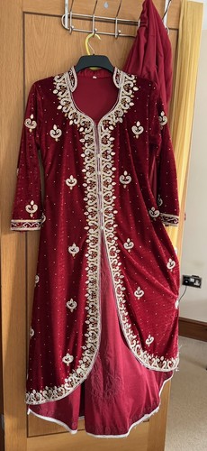 Pakistani partywear - pakistani,