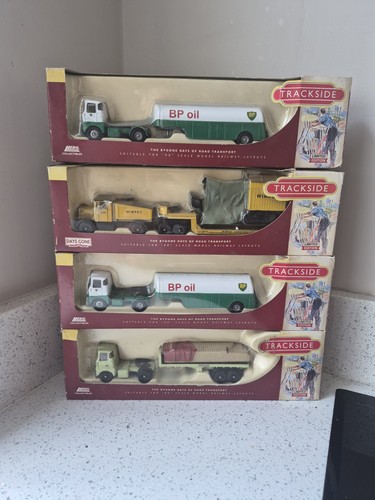 Lledo trackside models - trackside, 4