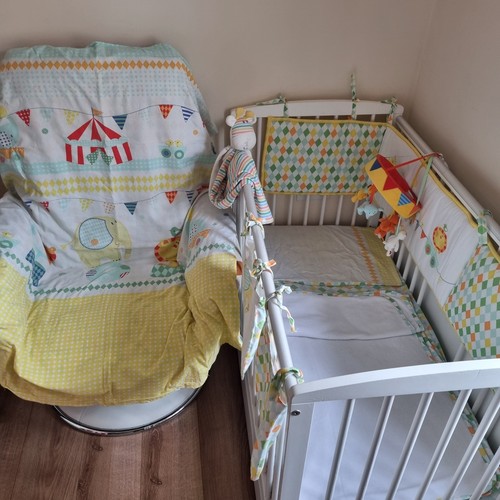 Mothercare cot bed bedding - ,