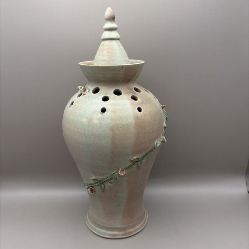 Large lidded potpourri - potpourri, flower