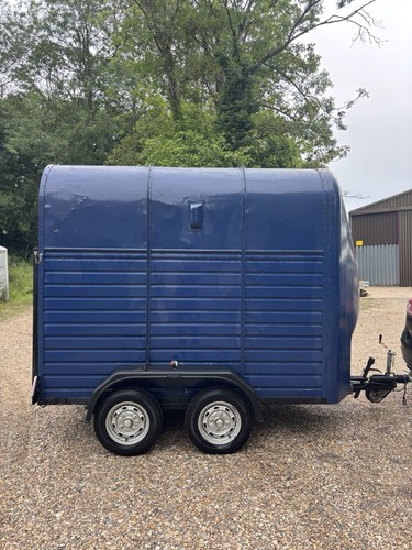 Rice horsebox trailer perfect - rice,