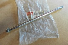 YAMAHA CW50  CW 50  BWS  ZUMA  1989-2007  OEM FRONT WHEEL AXLE - # 3AA-25181-00