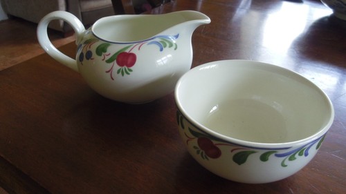 Poole pottery hand painted - hand,
