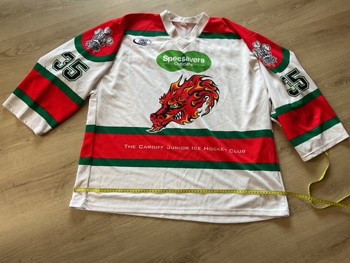 Junior ice hockey - very, large