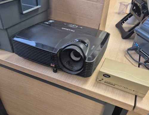 Viewsonic pjd5133 projector - viewsonic,