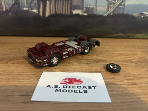 Corgi modern truck - corgi,