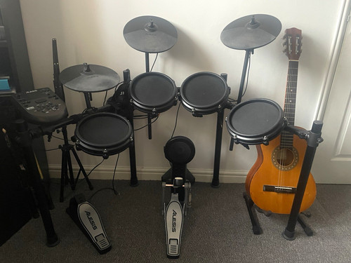 Alesis nitro electronic drum - alesis,