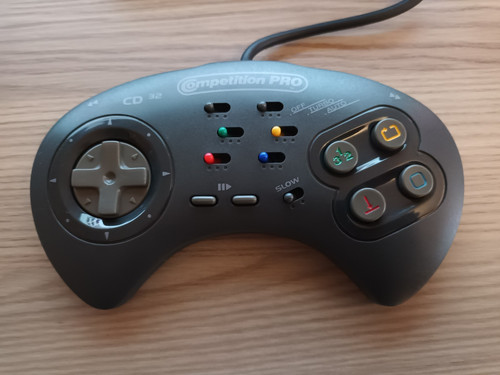 Amiga cd32 honey bee - cd32, sf-3