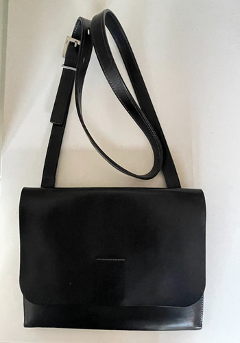 Ally capellino black cross - ally,