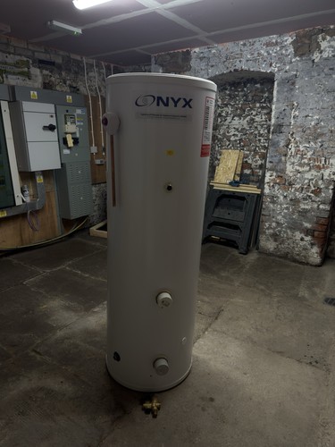 Onyx 300l unvented - unvented, cylinder