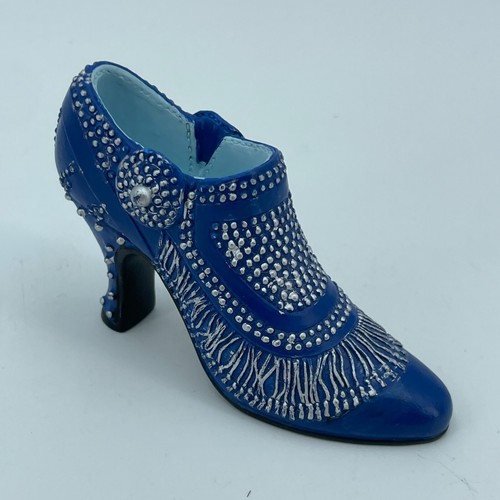 Nostalgia miniature shoe - miniature,