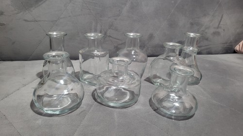 Set clear glass bud vases - 8,