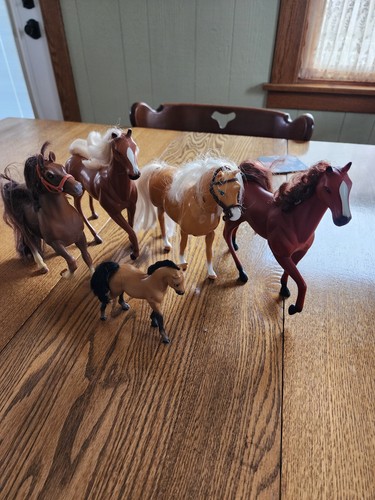 Vtg plastic toy - vtg, horses