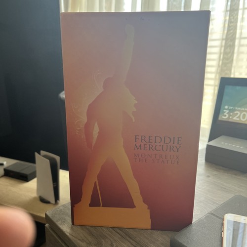 Freddie mercury statue box - freddie,