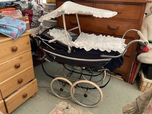Silver cross coach built dolls - coach,